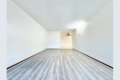 83-25 Vietor Avenue #5C, Elmhurst, NY 11373 - Photo 2