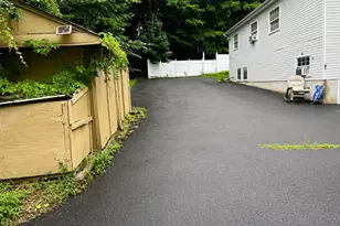 31 Regina Rd, Monsey, NY 10952 - Photo 4