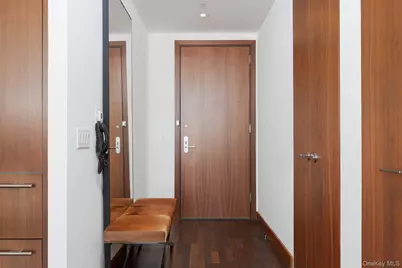 400 Fifth Avenue, New York, NY 10018 - Photo 4