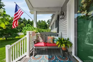 22 Rosewood Ln, Wurtsboro, NY 12790 - Photo 8