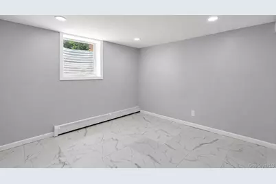 3 Park Avenue, Medford, NY 11763 - Photo 16