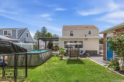 306 Latham Road, Mineola, NY 11501 - Photo 28