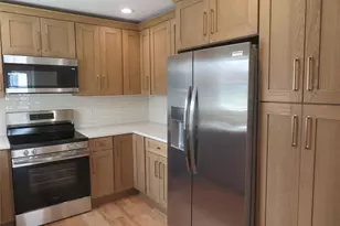 271 Washington Ave, Patchogue, NY 11772 - Photo 16
