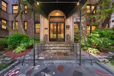 475 Bronx River Road #4B, Yonkers, NY 10704 - Photo 1