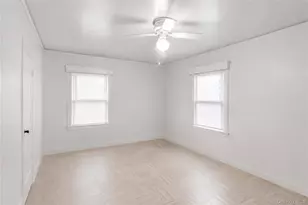 121-14 Grayson St, Springfield Gardens, NY 11413 - Photo 16