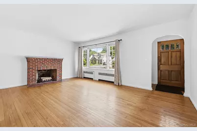 52 Fountain Place, Poughkeepsie, NY 12603 - Photo 4