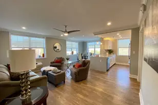 1100 Avalon St, Glen Cove, NY 11542 - Photo 4