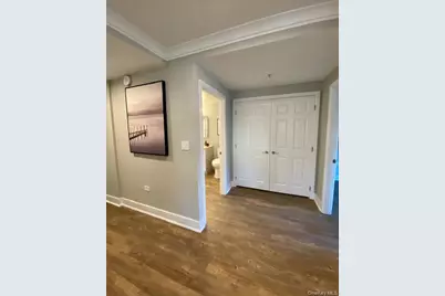 1100 Avalon Street #S1114, Glen Cove, NY 11542 - Photo 8