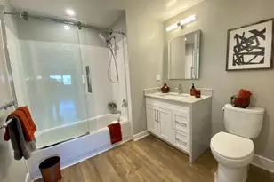 1100 Avalon St, Glen Cove, NY 11542 - Photo 10