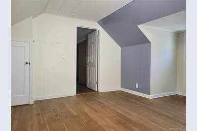 89 Beverly Avenue, Floral Park, NY 11001 - Photo 22