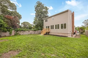 65 Westminster Dr, Shirley, NY 11967 - Photo 24
