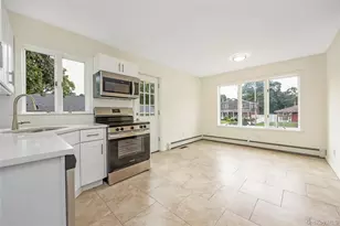 65 Westminster Dr, Shirley, NY 11967 - Photo 8