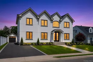 35 Hewitt St, Hicksville, NY 11801 - Photo 2