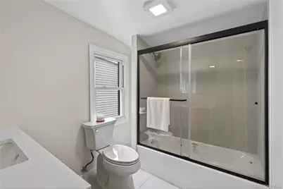 81 Potter Avenue, New Rochelle, NY 10801 - Photo 16