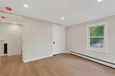 81 Potter Avenue, New Rochelle, NY 10801 - Photo 14