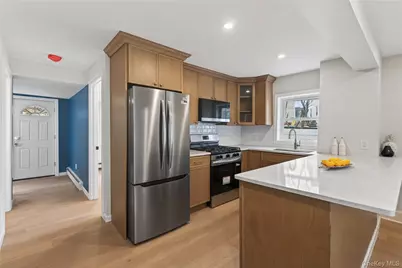 81 Potter Avenue, New Rochelle, NY 10801 - Photo 8