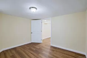15 Dix Cir, Dix Hills, NY 11746 - Photo 36