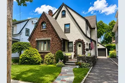 19 Cypress Street, Floral Park, NY 11001 - Photo 1