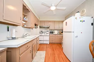 171-37 Courtney Ave, Flushing, NY 11358 - Photo 4