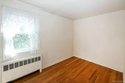 560 N 6th Street, New Hyde Park, NY 11040 - Photo 24