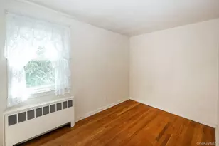 560 N 6th St, New Hyde Park, NY 11040 - Photo 24