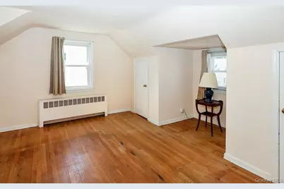 560 N 6th Street, New Hyde Park, NY 11040 - Photo 22