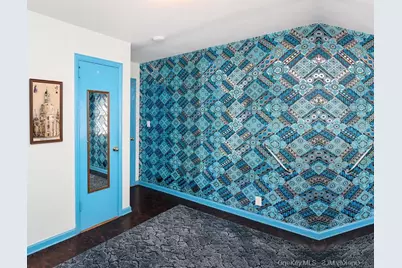 560 N 6th Street, New Hyde Park, NY 11040 - Photo 18