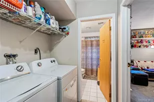 15-17 Park Woods Ln, Kings Park, NY 11754 - Photo 40