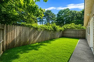 1641 E 3rd Ave, Bay Shore, NY 11706 - Photo 18
