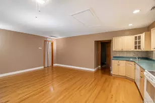61 Hemlock Ln, Massapequa Park, NY 11762 - Photo 30