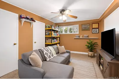 61 Hemlock Lane, Massapequa Park, NY 11762 - Photo 26