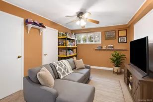61 Hemlock Ln, Massapequa Park, NY 11762 - Photo 26