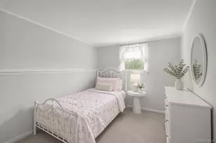 61 Hemlock Ln, Massapequa Park, NY 11762 - Photo 20