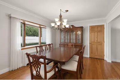 61 Hemlock Lane, Massapequa Park, NY 11762 - Photo 10