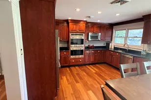 364 Lockwood Dr, Shirley, NY 11967 - Photo 4