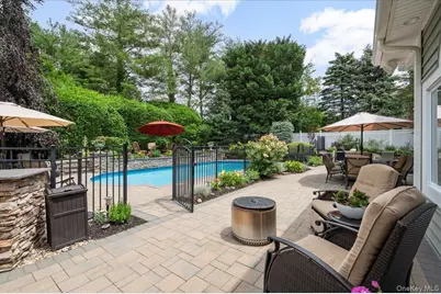 4 Shannon Drive, Woodbury, NY 11797 - Photo 36