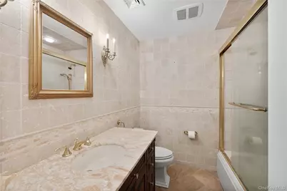 608 Shore Drive, Oakdale, NY 11769 - Photo 42