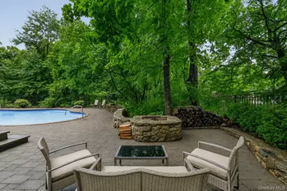 1 Stonefield Court, Cortlandt Manor, NY 10567 - Photo 36