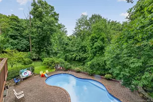 1 Stonefield Ct, Cortlandt Manor, NY 10567 - Photo 2