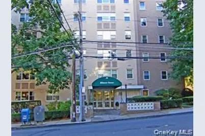 30 Lake Street #4K, White Plains, NY 10603 - Photo 1