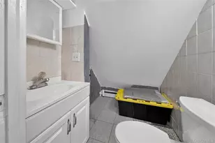 47-39 197th St, Flushing, NY 11358 - Photo 14