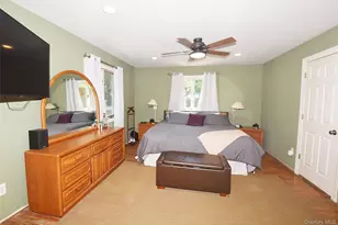 587 Johnson Ave, Ronkonkoma, NY 11779 - Photo 12