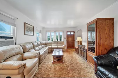 6 Lippold Street, Merrick, NY 11566 - Photo 6
