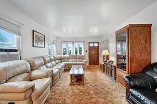 6 Lippold St, Merrick, NY 11566 - Photo 6
