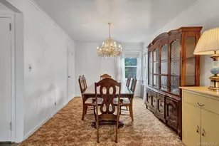 6 Lippold St, Merrick, NY 11566 - Photo 8