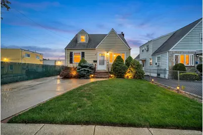 6 Lippold Street, Merrick, NY 11566 - Photo 2