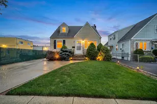 6 Lippold St, Merrick, NY 11566 - Photo 2