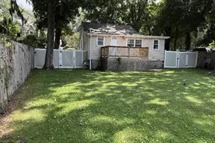 18 Kew, Sound Beach, NY 11789 - Photo 16