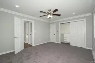 30 Bay Point Ct, West Babylon, NY 11704 - Photo 6