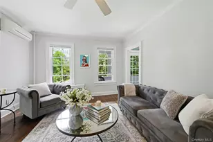 18 Washington Pl, Northport, NY 11768 - Photo 12